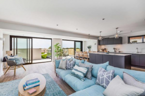 Shemara - Bracklesham Bay